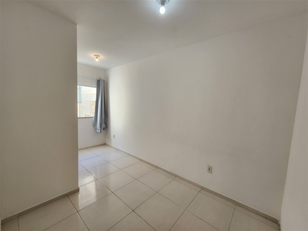 Dpto. 3 dorm, patio y cochera