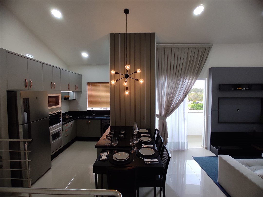 Cond. North Paradise