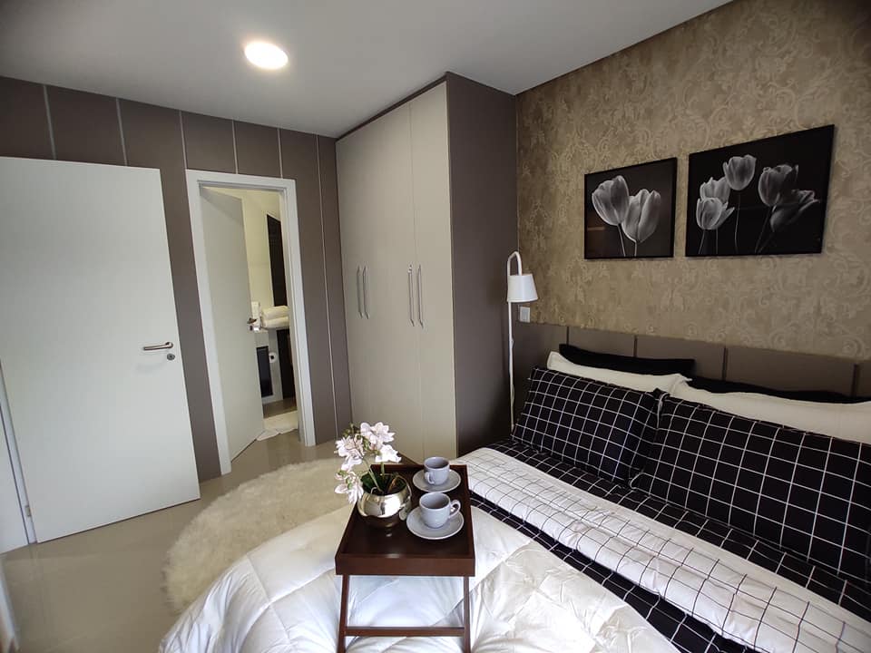 Cond. North Paradise