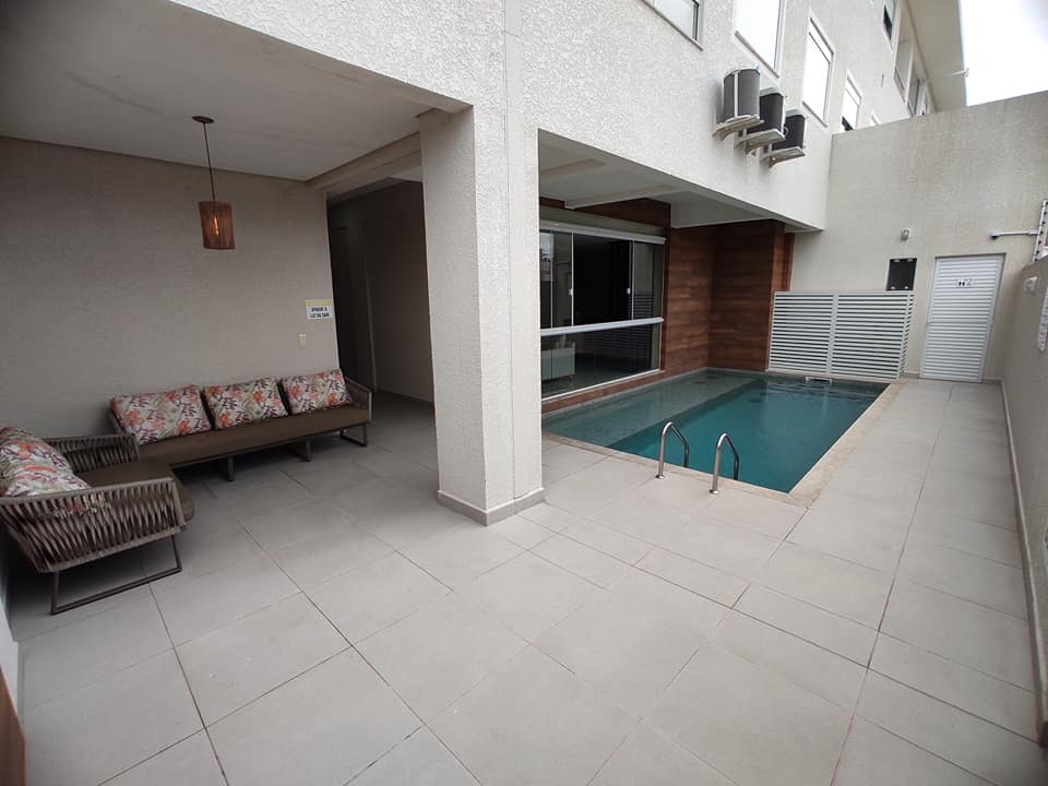 Cond. North Paradise
