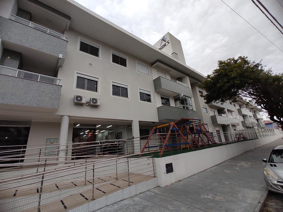 Cond. North Paradise
