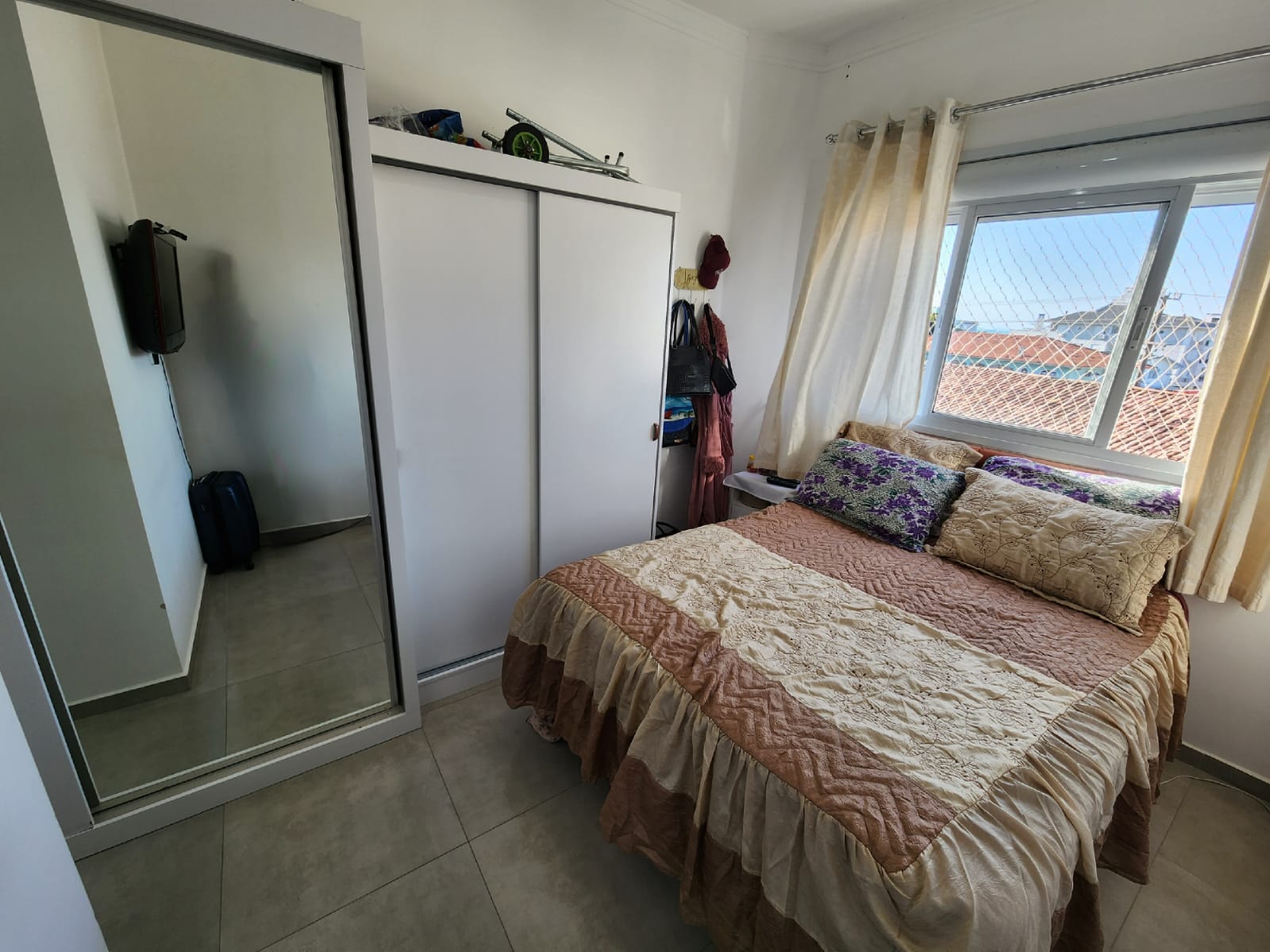Dpto. Espanha con vista al mar